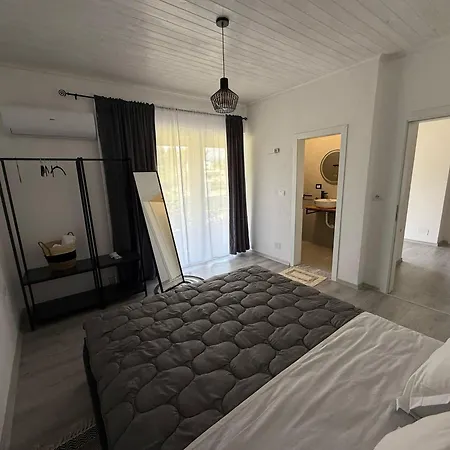 Guest house Shtepia Me Lule *